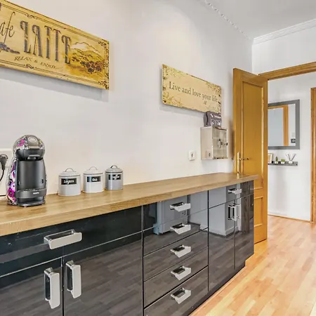 Apartment Central 2 Bedrooms Netflix Wifi And Parking Gandia